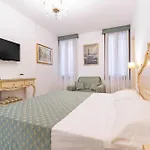 Casa Marsilli Гостевой дом Венеция